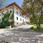 Agroturismo Schwarzbauernhof *