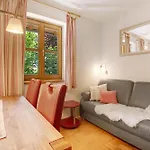 Schwarzbauernhof * Eschlkam