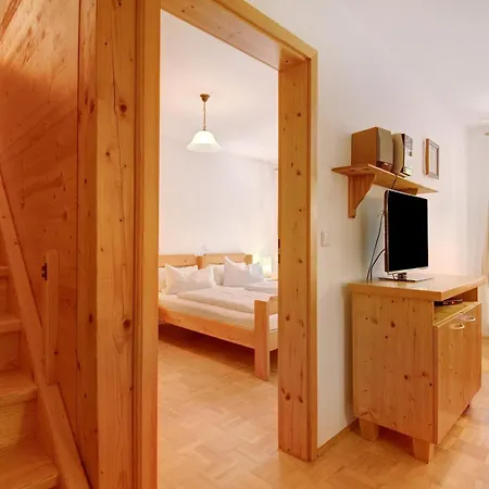 Schwarzbauernhof * Eschlkam