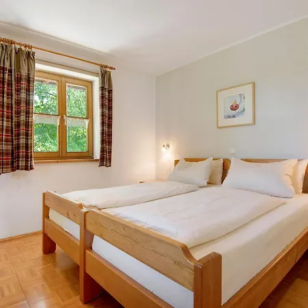Schwarzbauernhof * Eschlkam